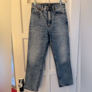 Abercrombie & Fitch Ultra High-Rise Straight Leg Jean
